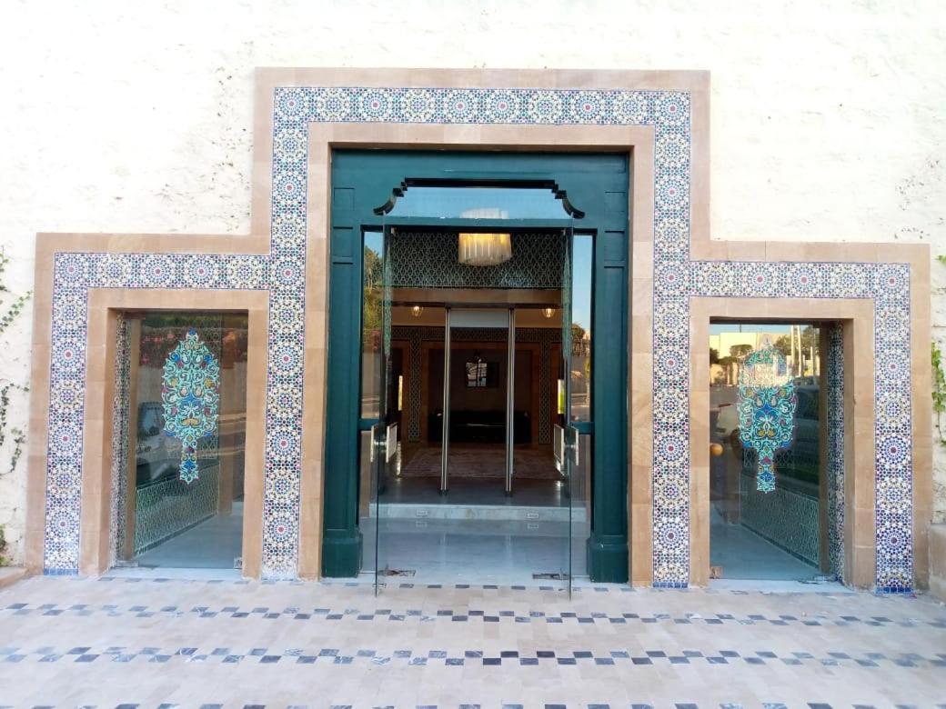 Hotel Parador Al-Ajoen Buitenkant foto