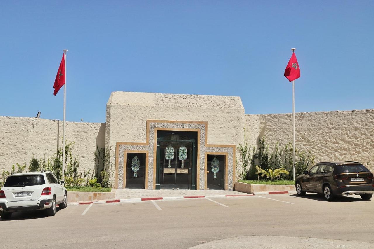 Hotel Parador Al-Ajoen Buitenkant foto